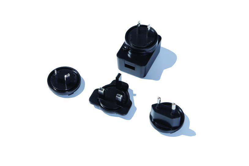 YN24WV 24W卧式/立式双形态电源适配器 AC100-240V宽幅电压可调 DC5-24V 0.01-4A 多国认证（UL/CE/FCC/KC/PSE/SAA）小家电IT网络通信设备