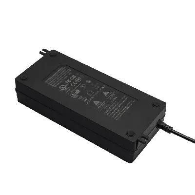 Winna Technology — Adaptador de corriente|Máquina de soldadura ultrasónica|Personalización de cables AC/DC ¿Cómo elegir el adaptador de corriente para laptop? Análisis completo de coincidencia de potencia y certificaciones de seguridad
