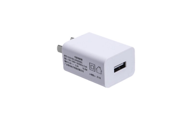 YN05USB 5-10W USB充电器 电源适配器 全球电压多国安规认证小巧便携