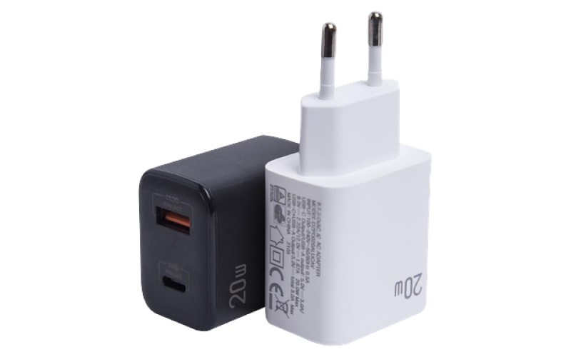 YN20WPD 21W Ultra-thin Power Adapter PD3.0/QC4+ Fast Charging Mirror Design Universal Charger for Phones and Tablets
