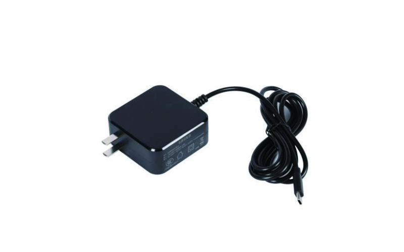 YN45WPD 45W TYPE-C Power Adapter, Foldable Plug, Multi-Compatible Fast Charger, Charger for Laptop, Monitor, and Speaker